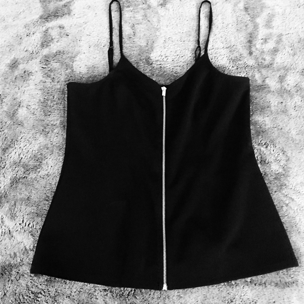 EXPRESS Medium Black Zip Tank NWOT